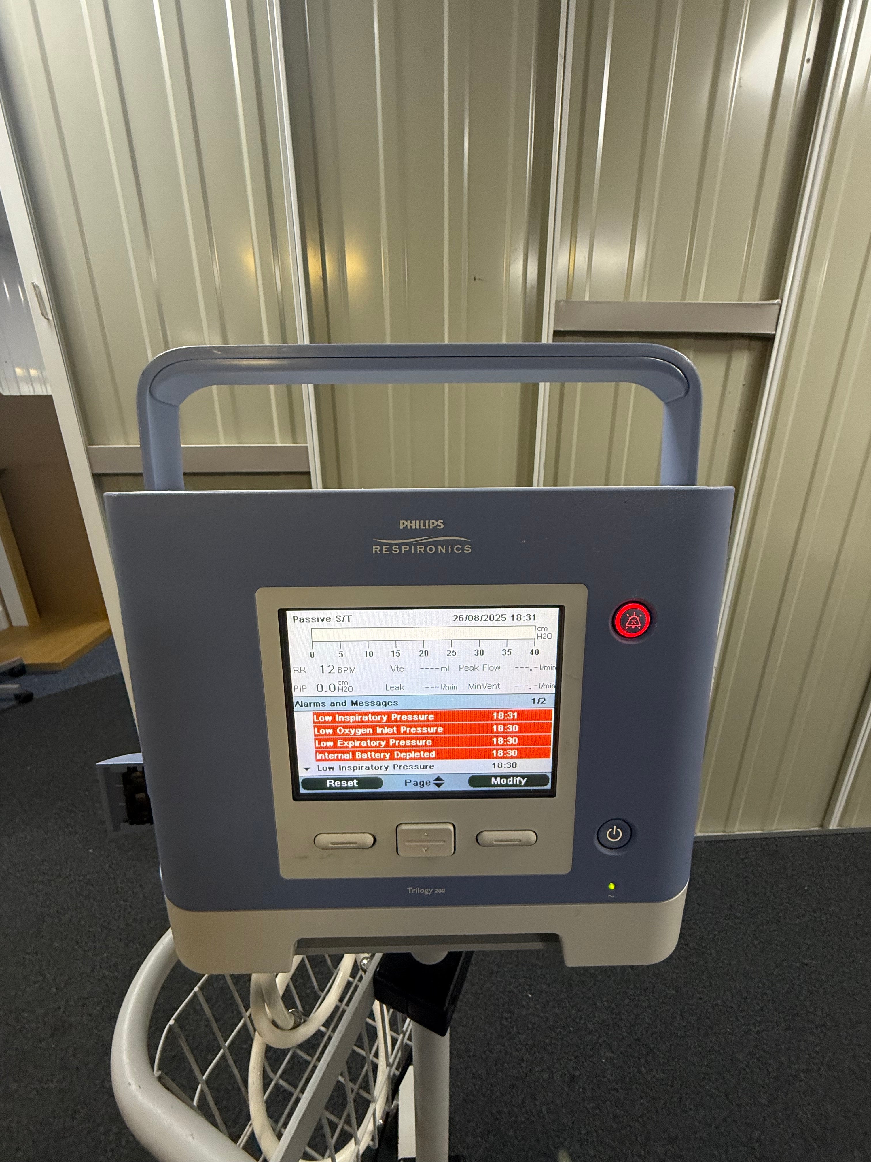 Philips Respironics Trilogy 202 Ventilator Software Version 14.2.05 - Blower Hours 491.1 Hrs on Stand SelfiMed UK