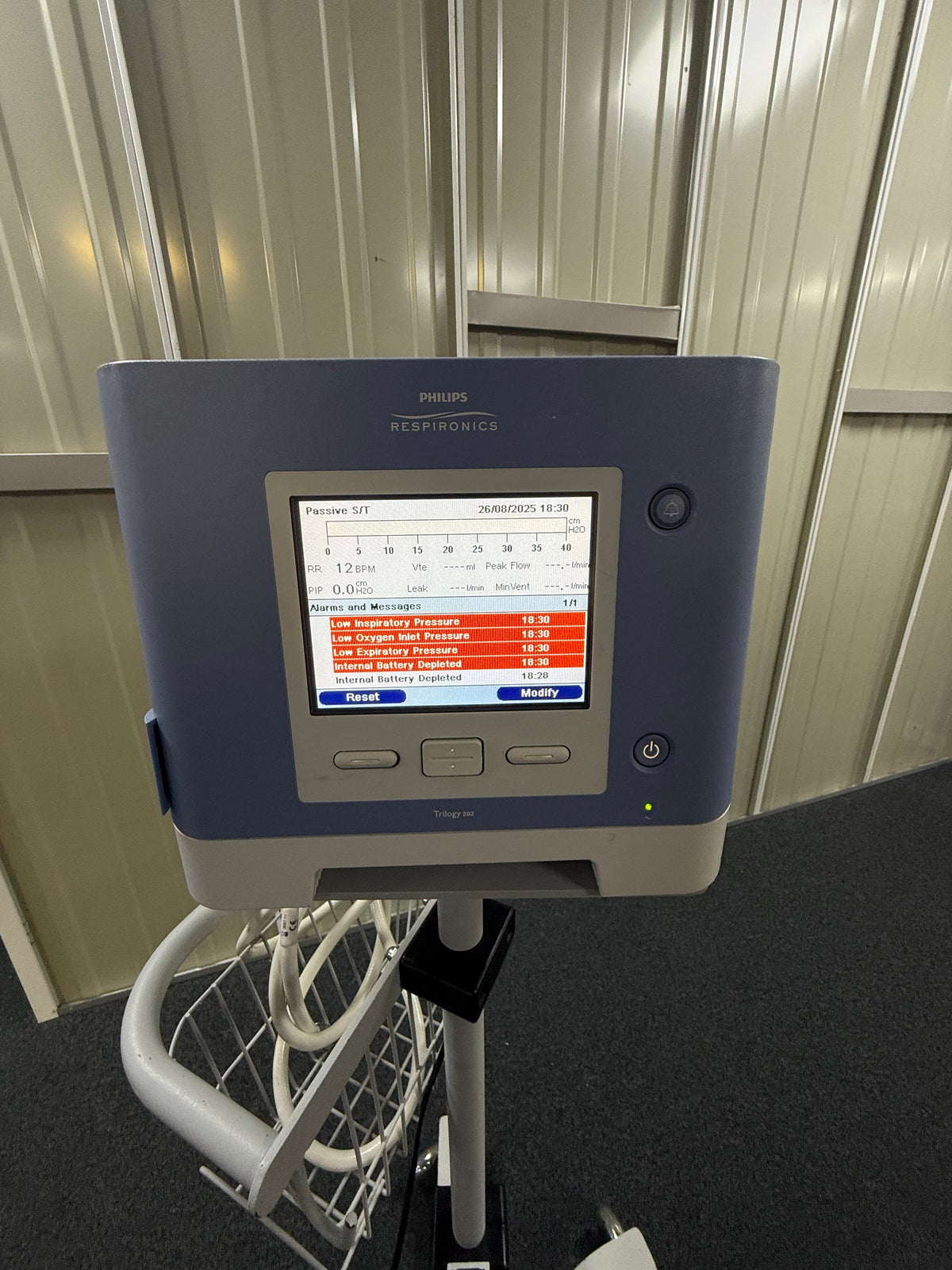 Philips Respironics Trilogy 202 Ventilator Software Version 14.2.05 - Blower Hours 491.1 Hrs on Stand SelfiMed UK