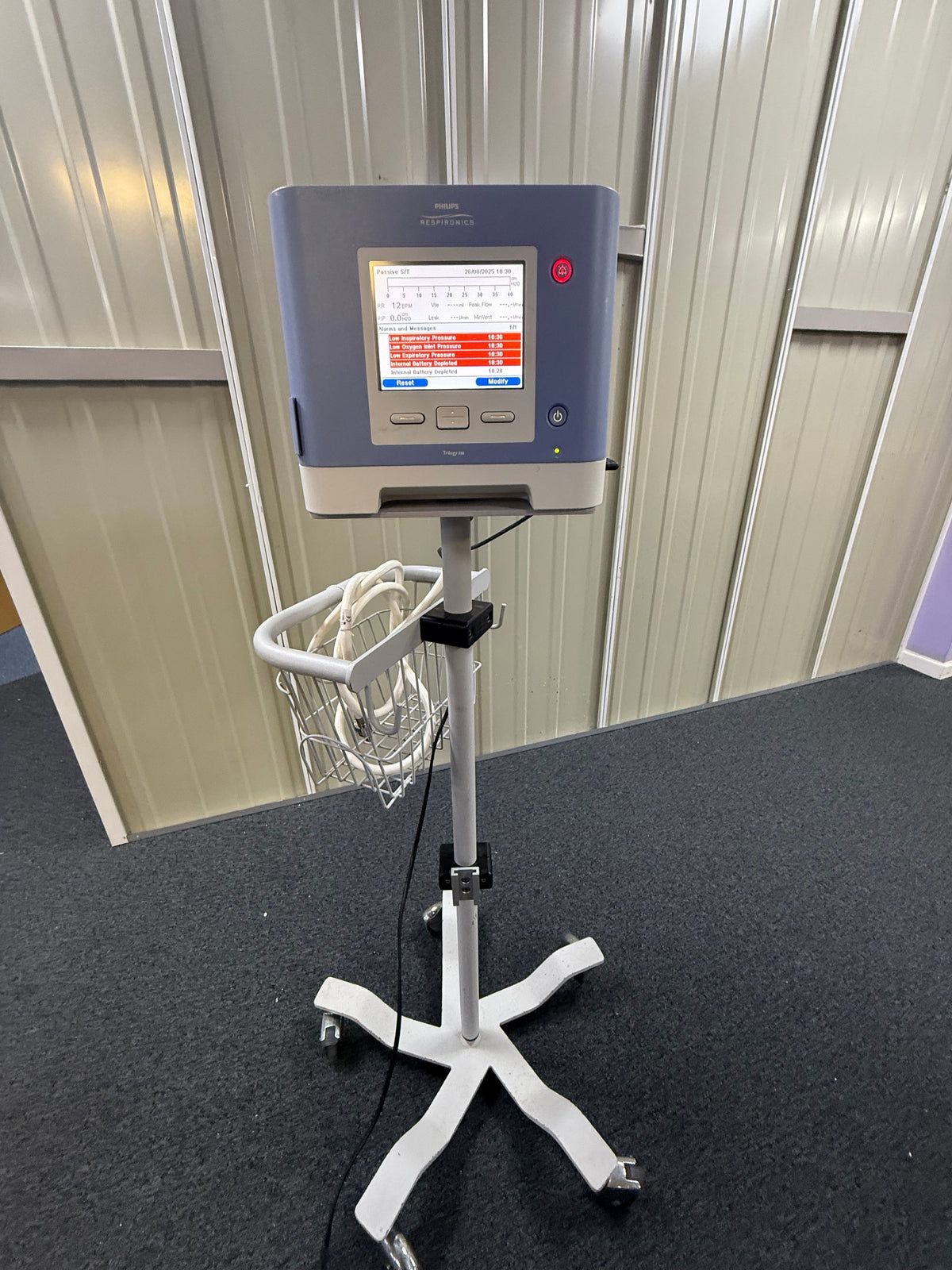 Philips Respironics Trilogy 202 Ventilator Software Version 14.2.05 - Blower Hours 491.1 Hrs on Stand SelfiMed UK