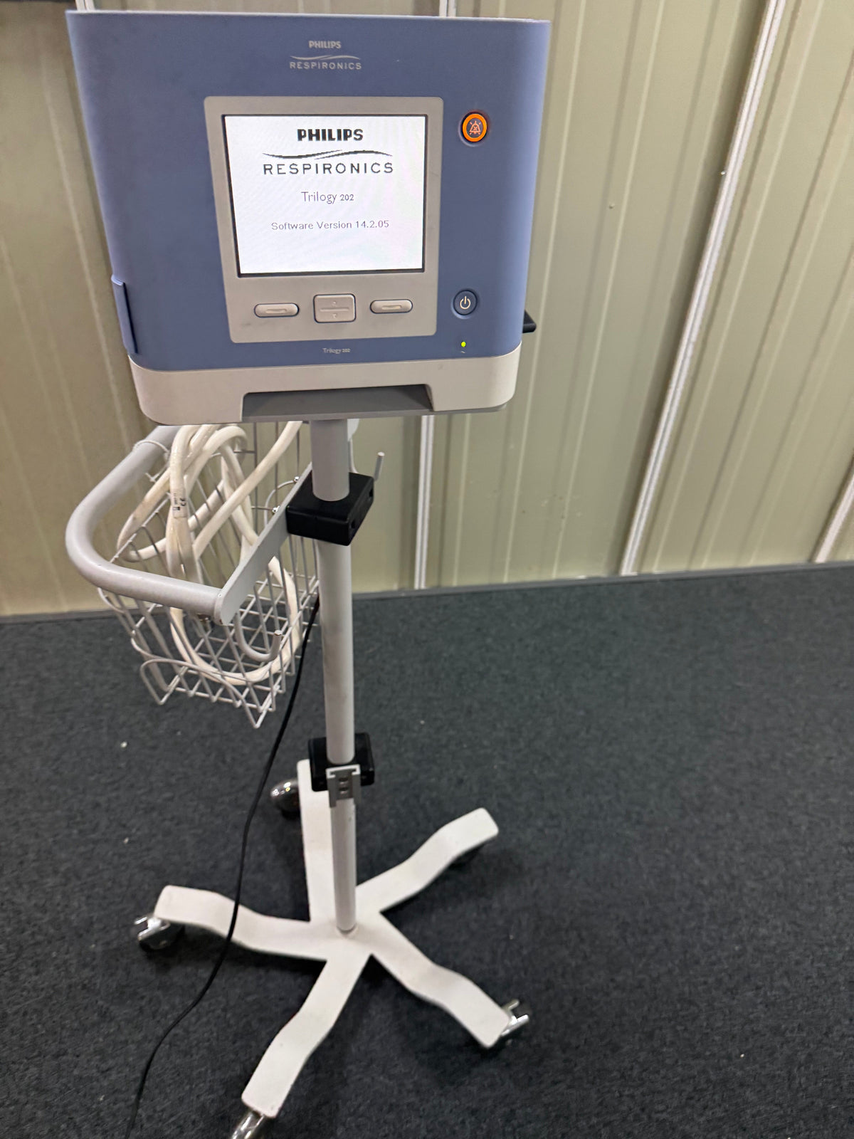 Philips Respironics Trilogy 202 Ventilator Software Version 14.2.05 - Blower Hours 491.1 Hrs on Stand SelfiMed UK