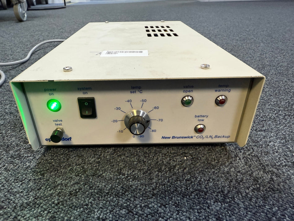 Front view of standalone Eppendorf CO₂ and LN₂ back-up control unit