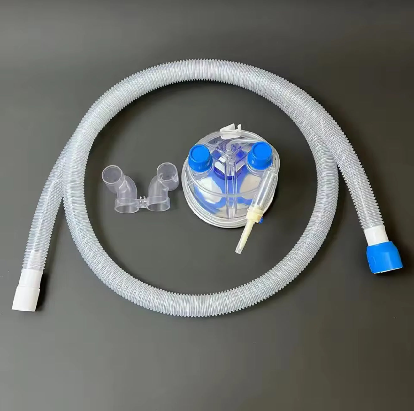 Heated tubing system to be connected to Airvo 2 humidifier