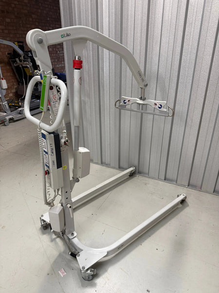 Hillrom Liko Uno 102 Mobile Lift with adjustable base and castors