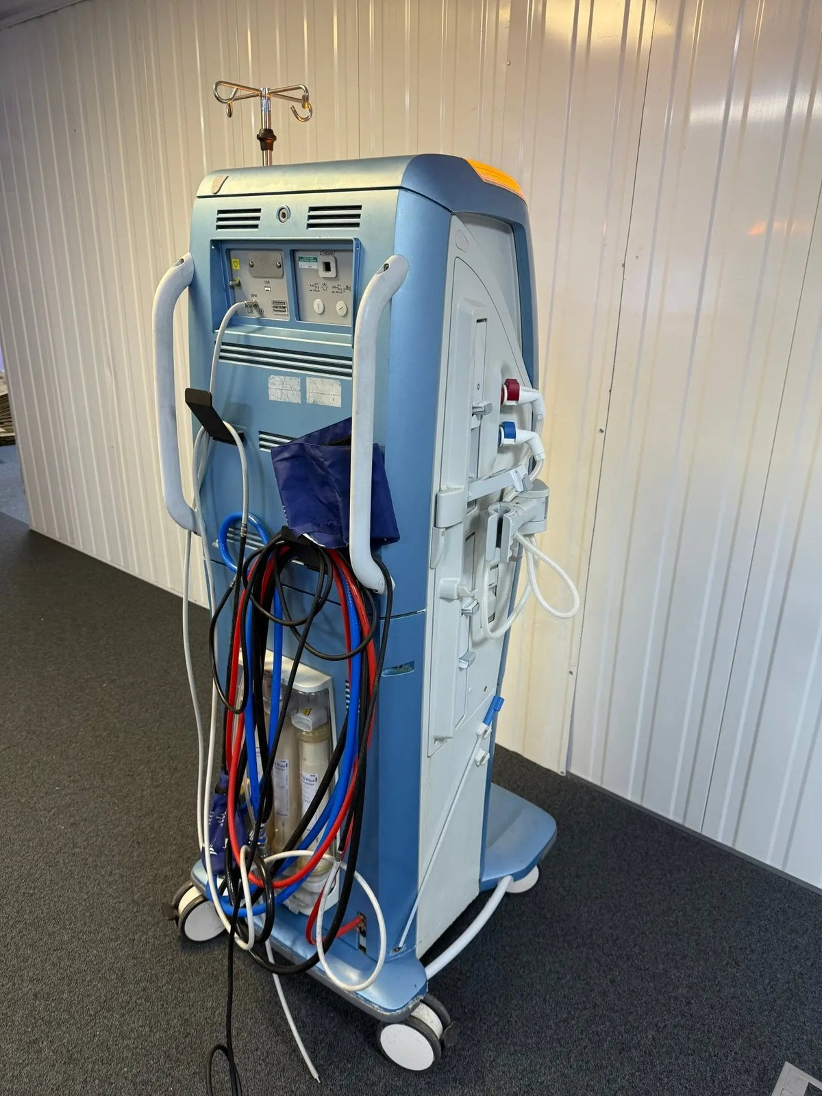 Gambro Artis+ physio Dialysis Machine - SelfiMed UK