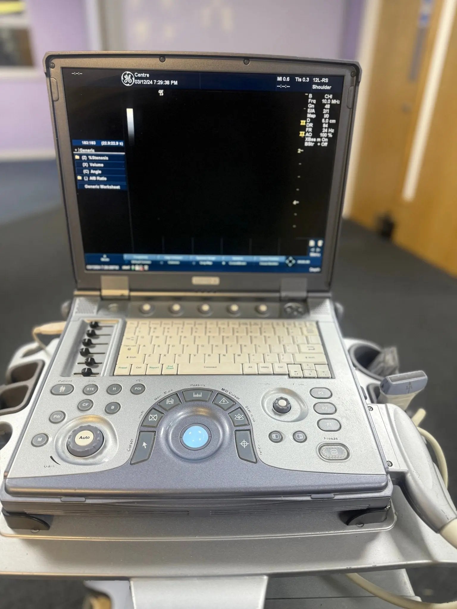 GE Logiq e Ultrasound System - SelfiMed UK
