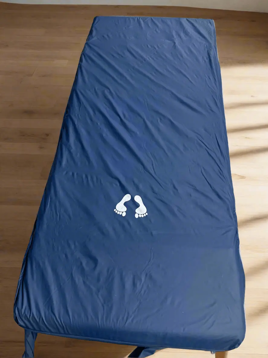 Herida Argyll 2 Airflow Mattress with Pump - SelfiMed UK