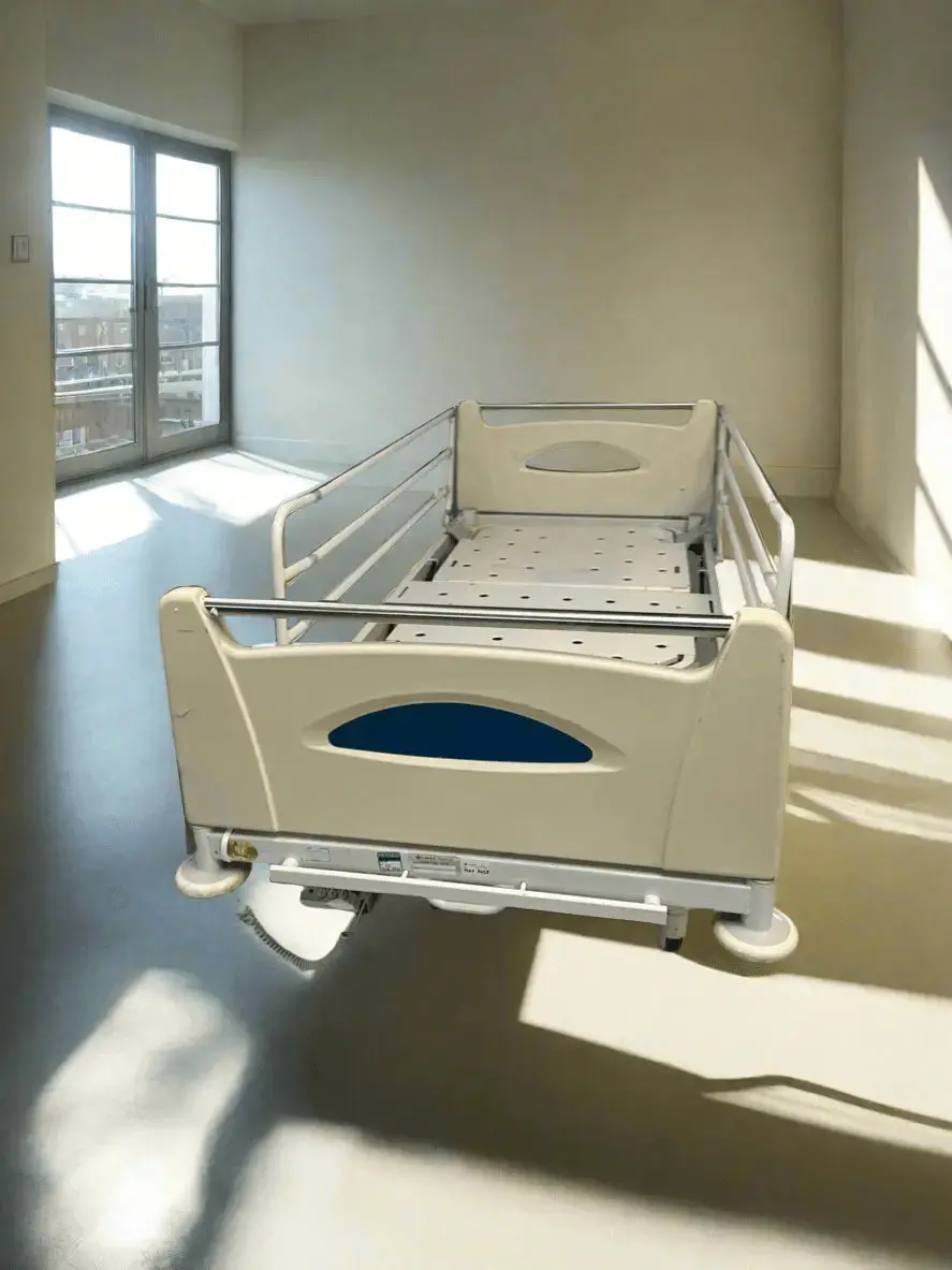 Huntleigh Contoura 480 Electric Hospital Bed with Arjo Pentaflex Mattress - SelfiMed UK