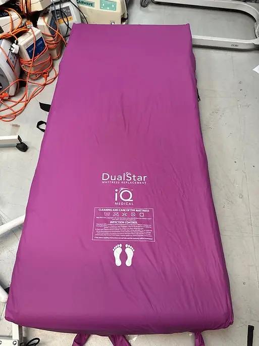IQ Medical Dual Star Inflatable Mattress System - No Pump - SelfiMed UK