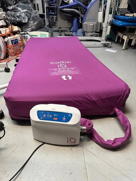 IQ Medical Dual Star Inflatable Mattress System - No Pump - SelfiMed UK