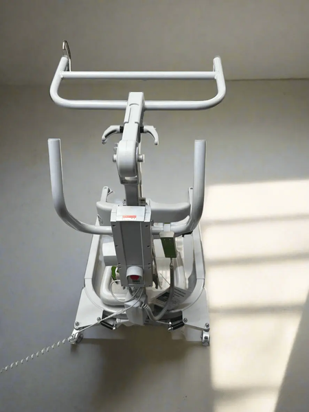 Liko Sabina II Patient Hoist with Battery and Remote Control - SelfiMed UK