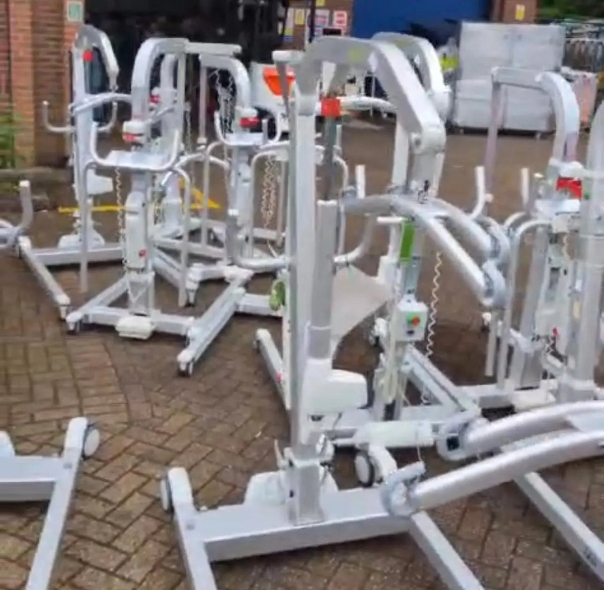 Liko Viking L Patient Hoist with Battery and Remote Control - SelfiMed UK