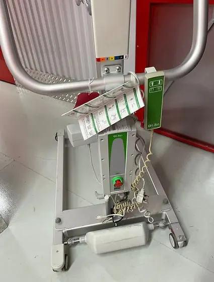 Liko Viking M Patient Hoist with Battery and Remote Control - SelfiMed UK