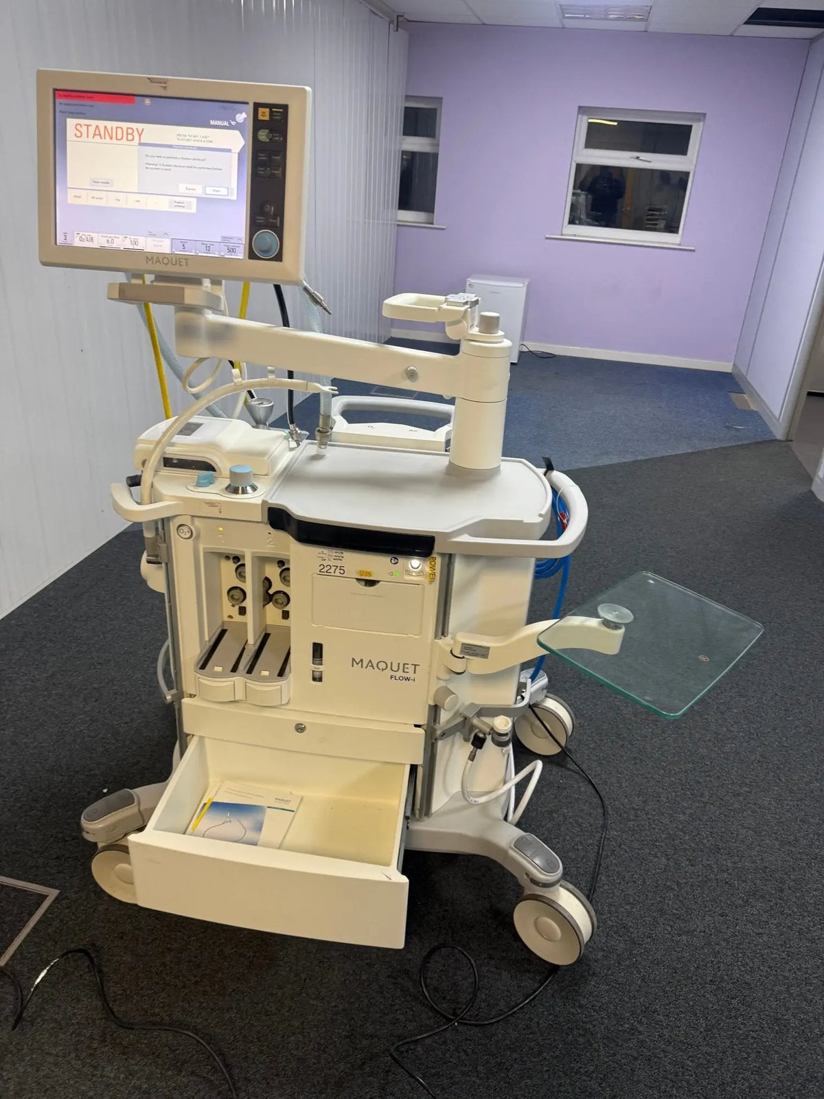 Maquet Flow - i Anaesthesia Machine with Hose - System Version 4.9 - Software Version 04.09.00