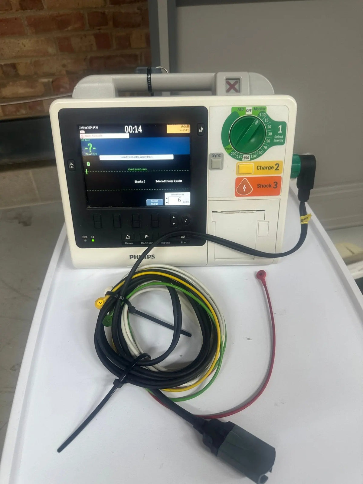 Philips Heartstart XL+ Defibrillator - SelfiMed UK