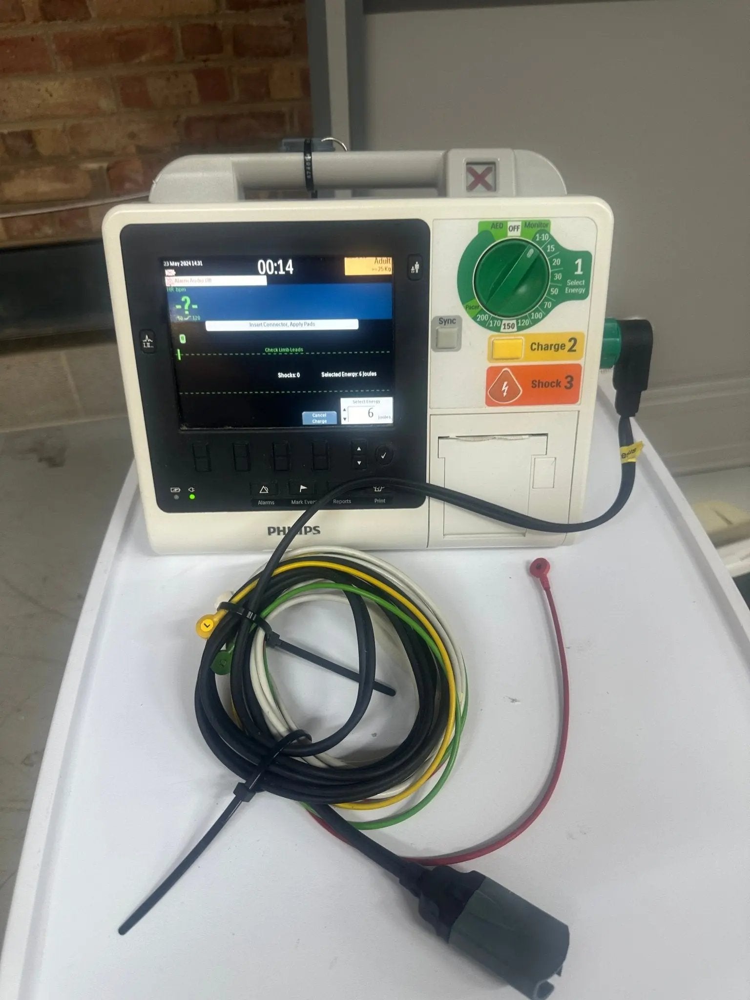 Philips Heartstart XL+ Defibrillator - SelfiMed UK