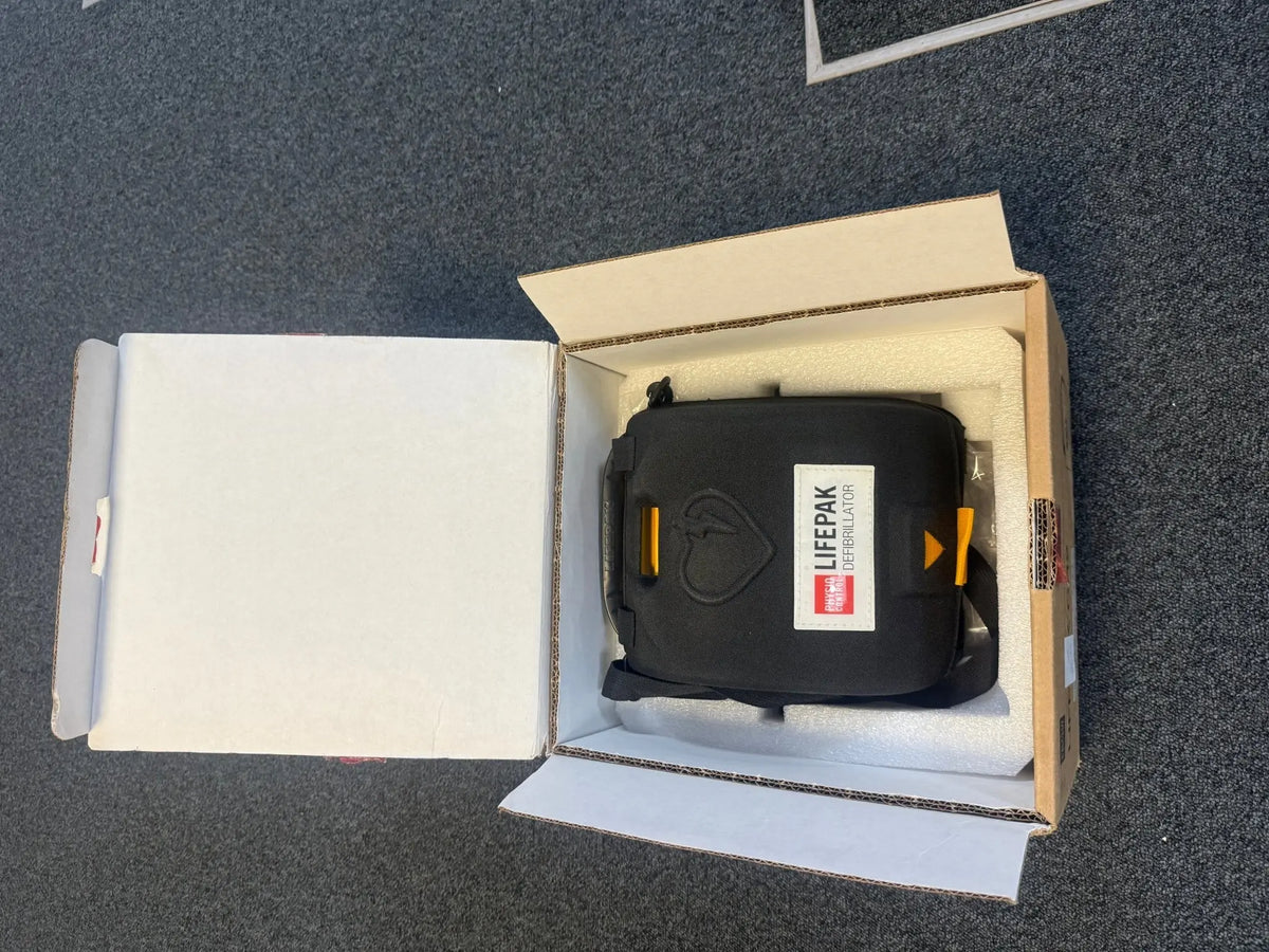Physio Control Lifepak CR Plus Defibrillator in Case with Box and Li/S02C12 Battery - SelfiMed UK