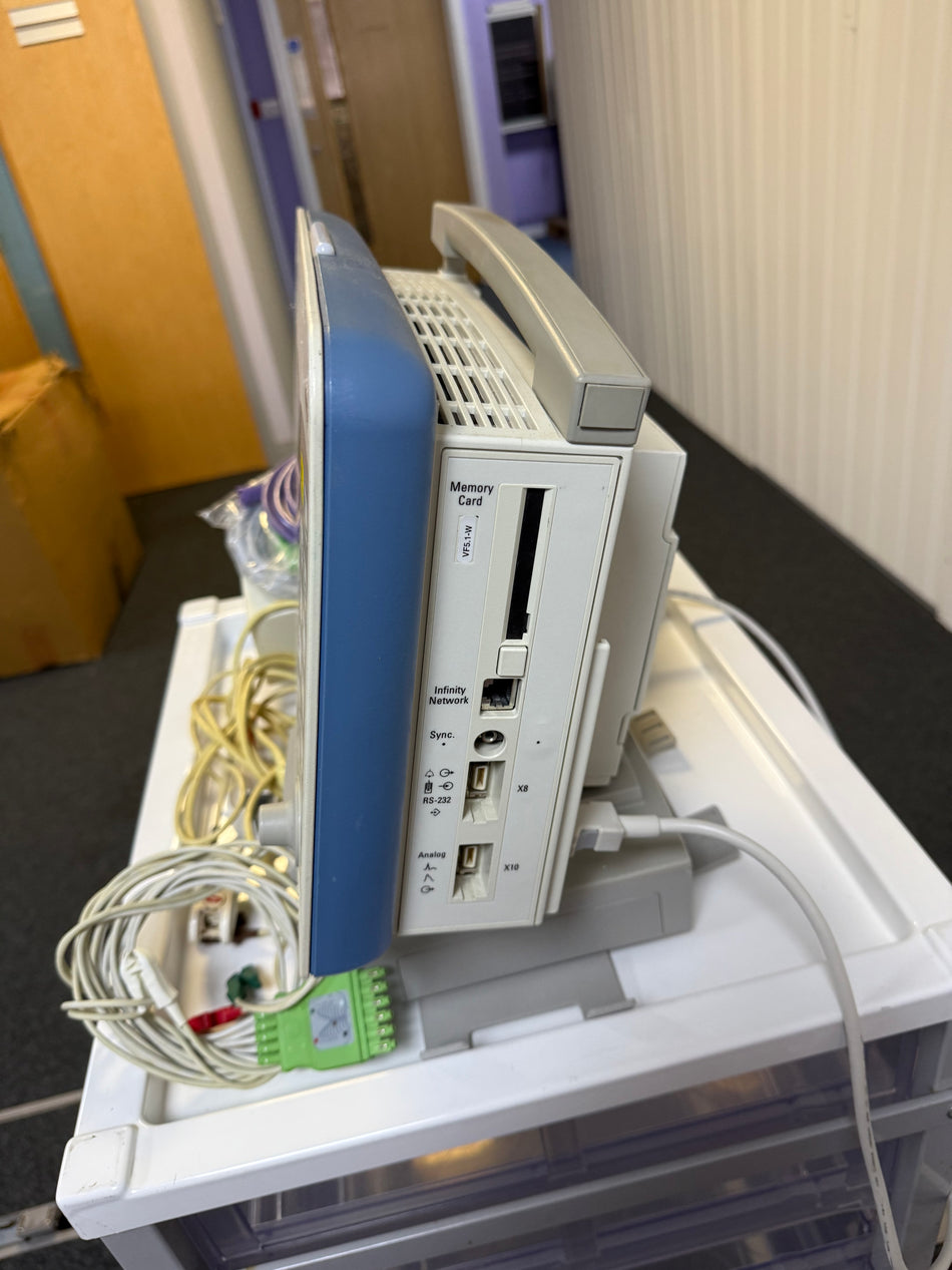 side view of Dräger Infinity Delta 10.4-inch patient monitor bedside display