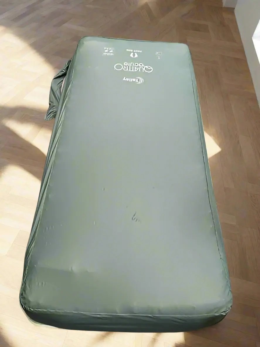 Talley Quattro Acute inflatable Mattress with Pump - SelfiMed UK