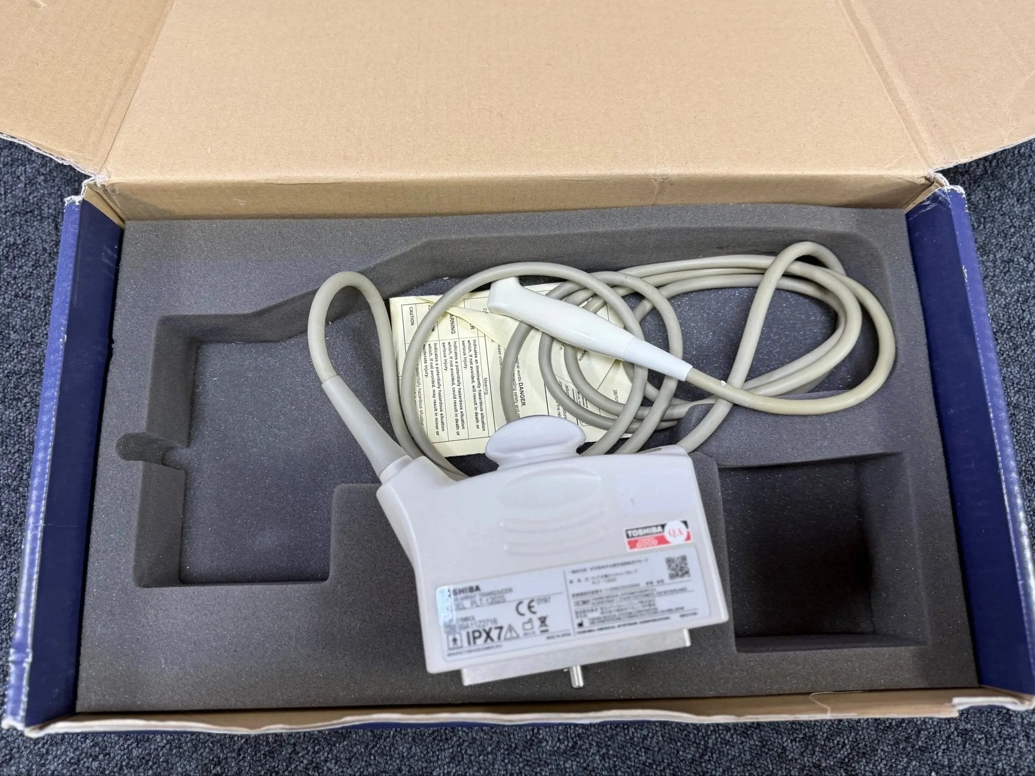 Toshiba PLT - 1202S "Hockey Stick" Linear Array Transducer - SelfiMed UK