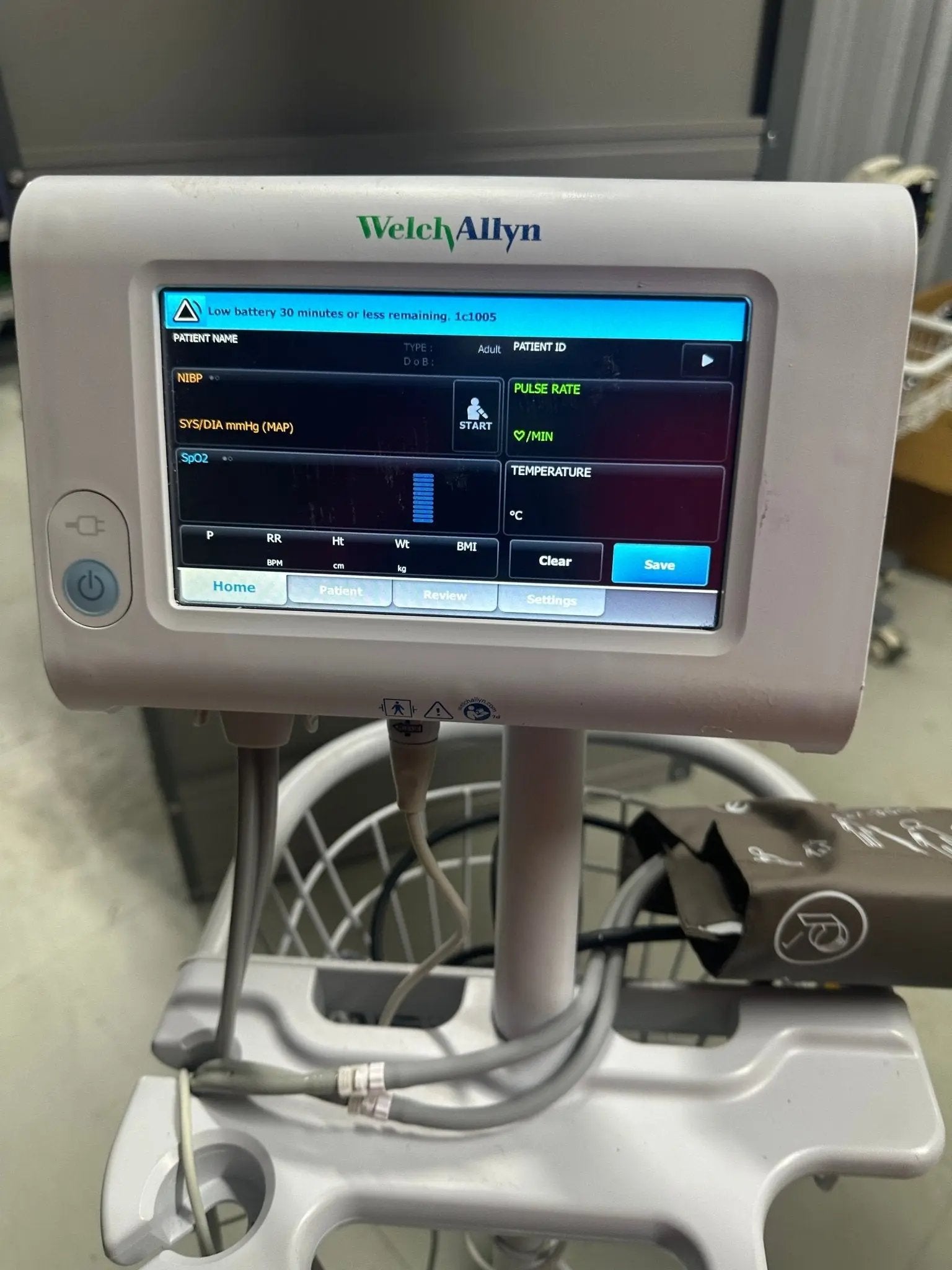 Welch Allyn Connex Spot Monitor with BP and Pulse Oximetry - SelfiMed UK