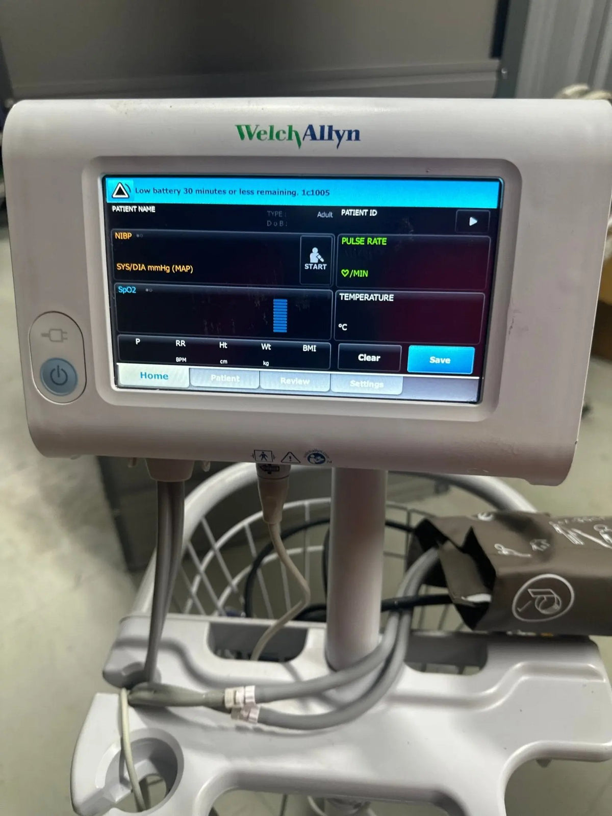 Welch Allyn Connex Spot Monitor with BP and Pulse Oximetry - SelfiMed UK