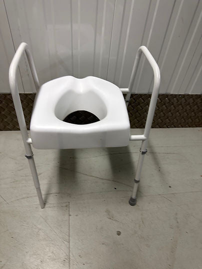 NRS Healthcare Mowbray Toilet Seat & Frame