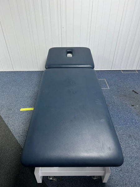 Metron Hi/LO 2-Section Hydraulic Examination Couch - SelfiMed UK
