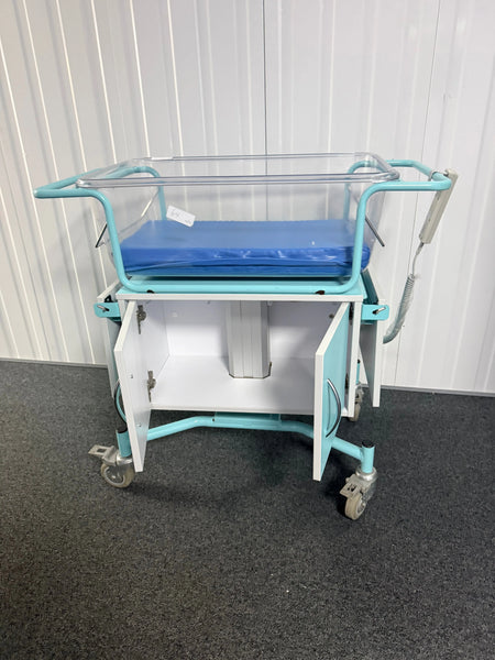 Bristol Maid Electric Baby Cot with Controller, Battery and Mattress - SelfiMed UK