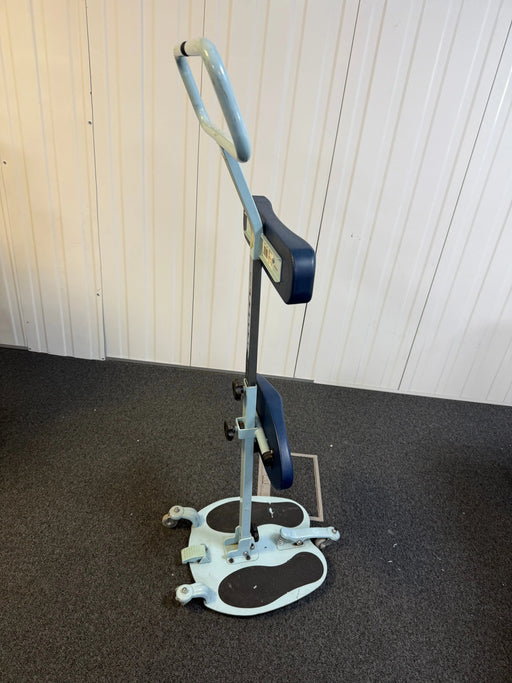 360-degree rotating turntable feature on Orbi-Turn transfer aid