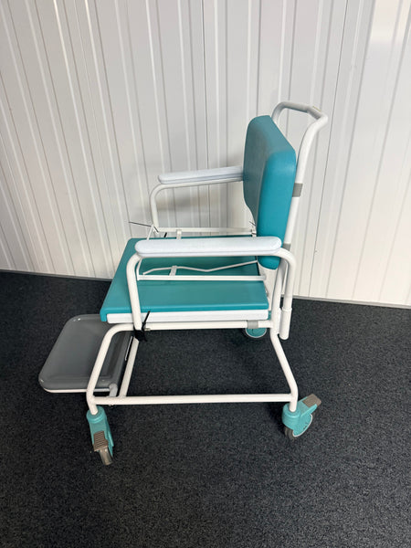 Vernachair All-in-One Commode, Sani and Shower Chair SelfiMed UK