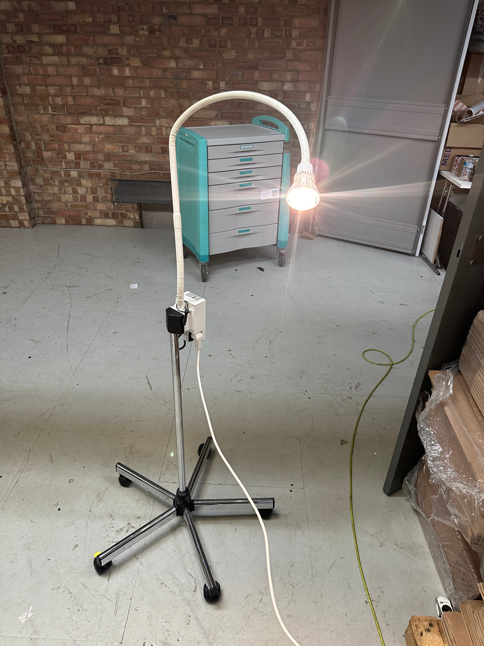 Heine HL1200 Examination Lamp, Lightweight Wheeled Stand