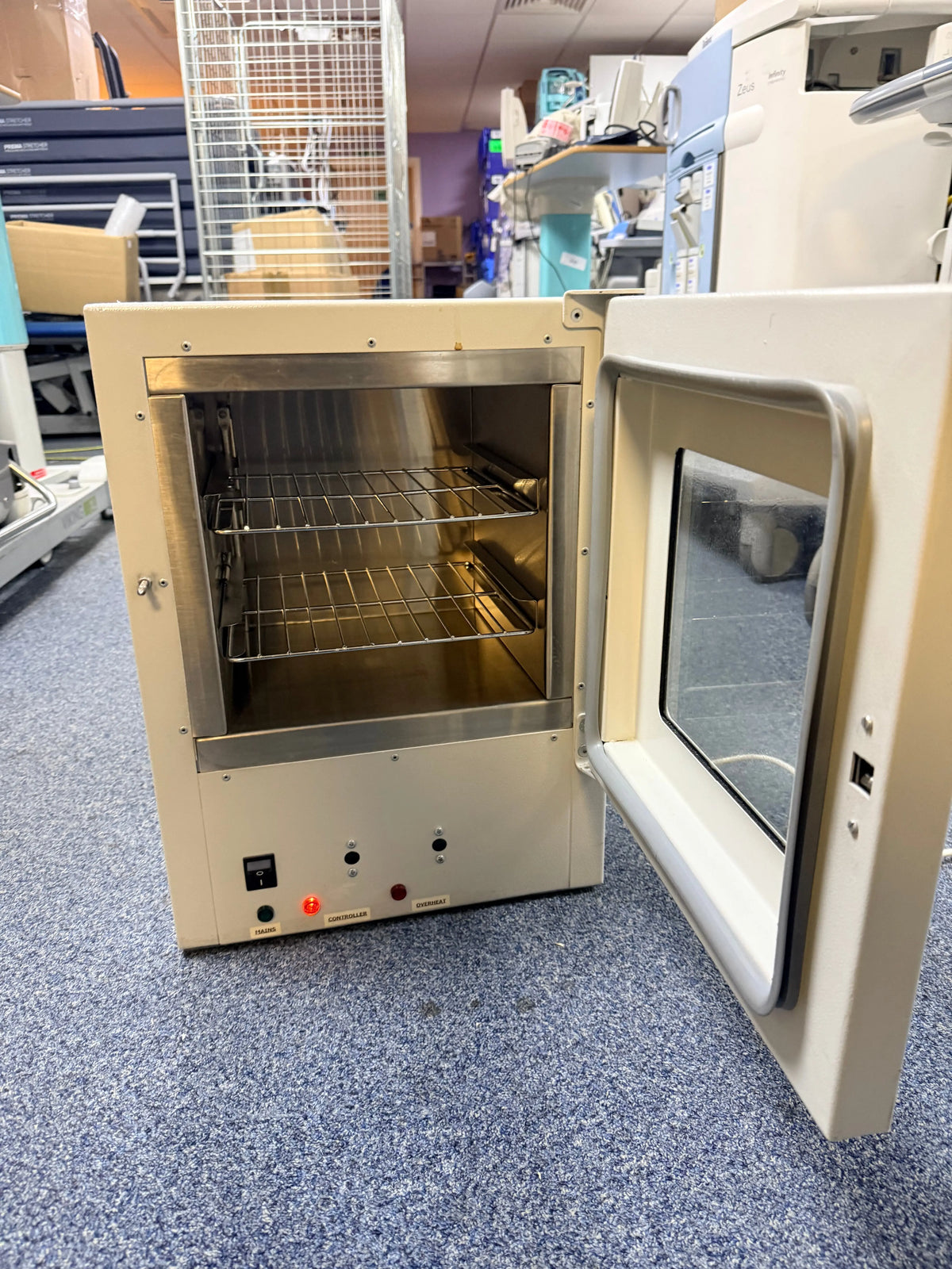 Genlab Bracco18 Incubator - SelfiMed UK