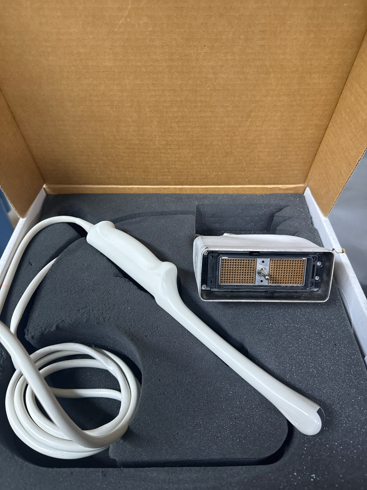 Philips C8-4v Ultrasound Transducer / Probe in Box