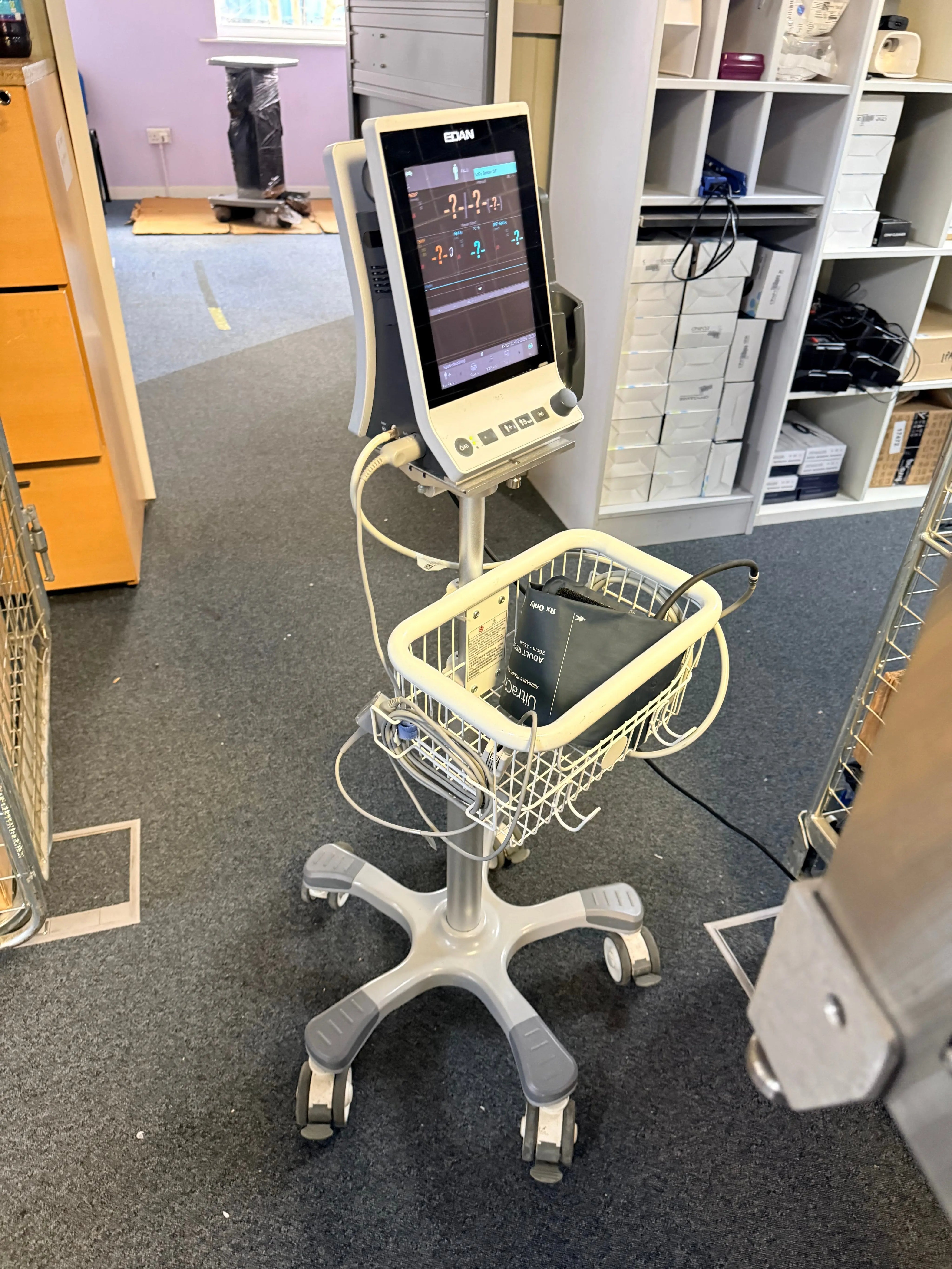 Edan iM3 Patient Monitor with Accessories SelfiMed UK