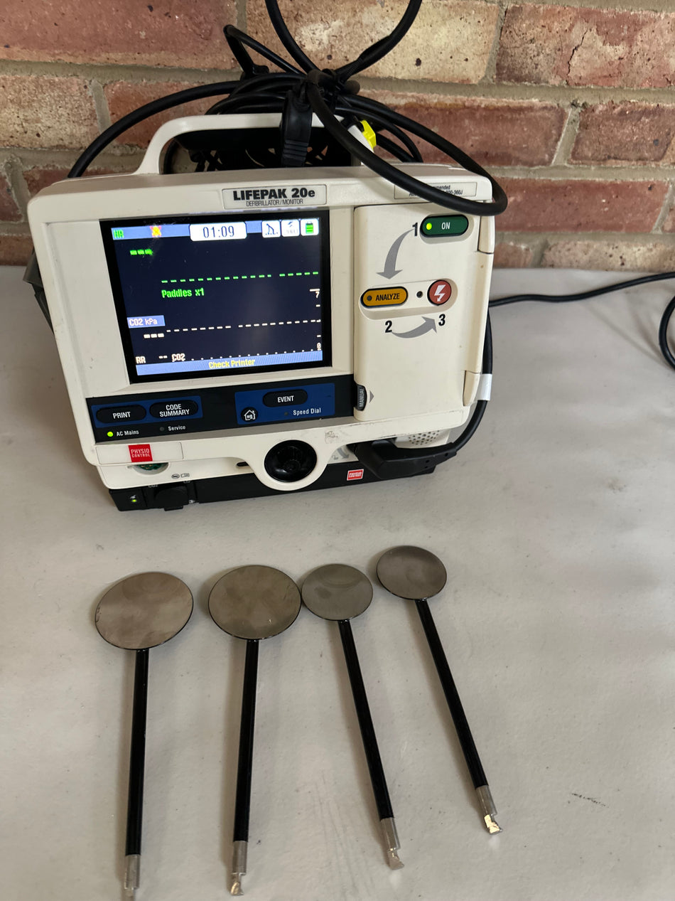 Physio Control Medtronic Lifepak 20e Monitor (2021) with ECG and Printer Options with ECG and 4 Paddle Leads