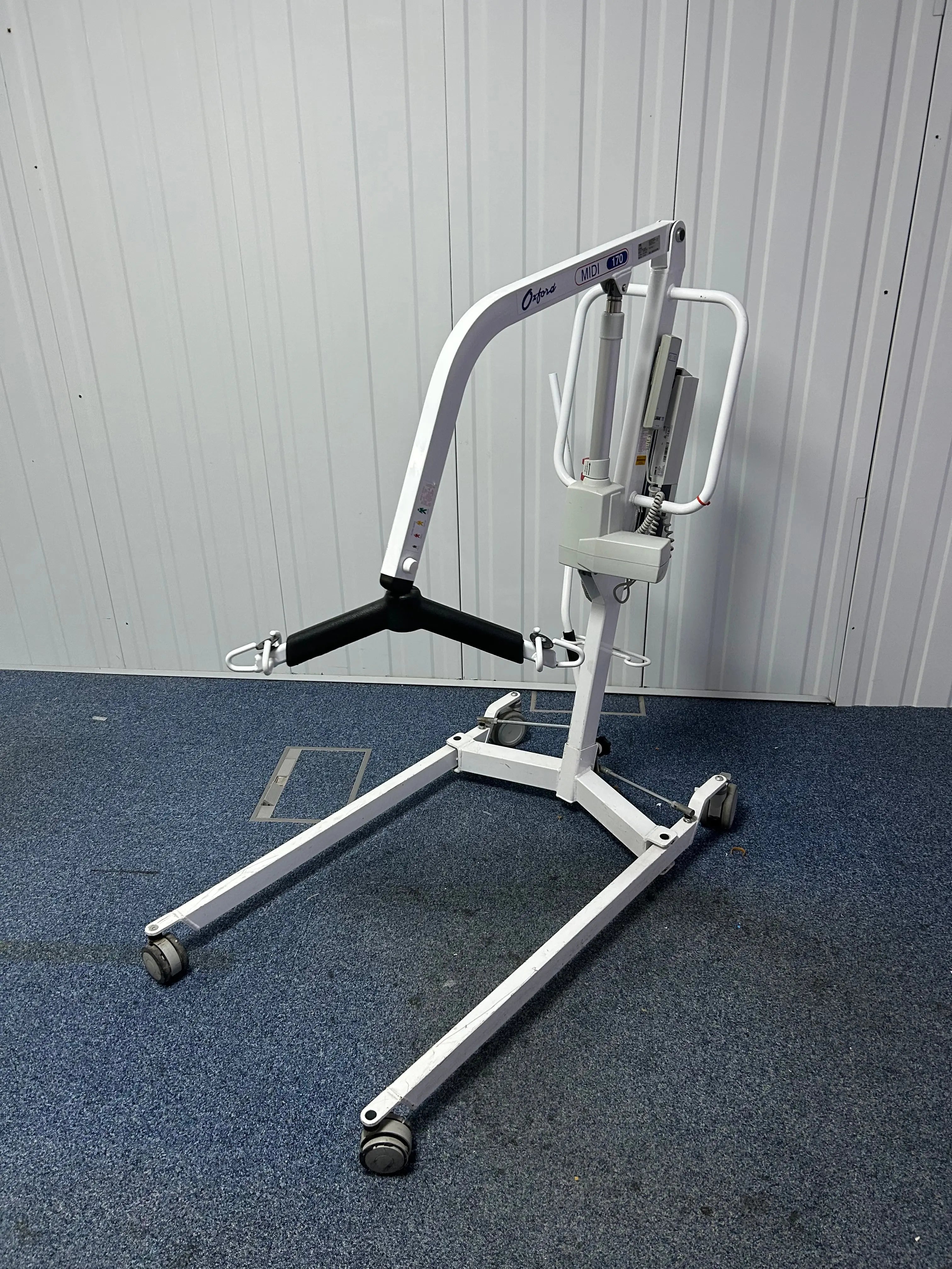 Oxford Midi 170 Patient Hoist SelfiMed UK