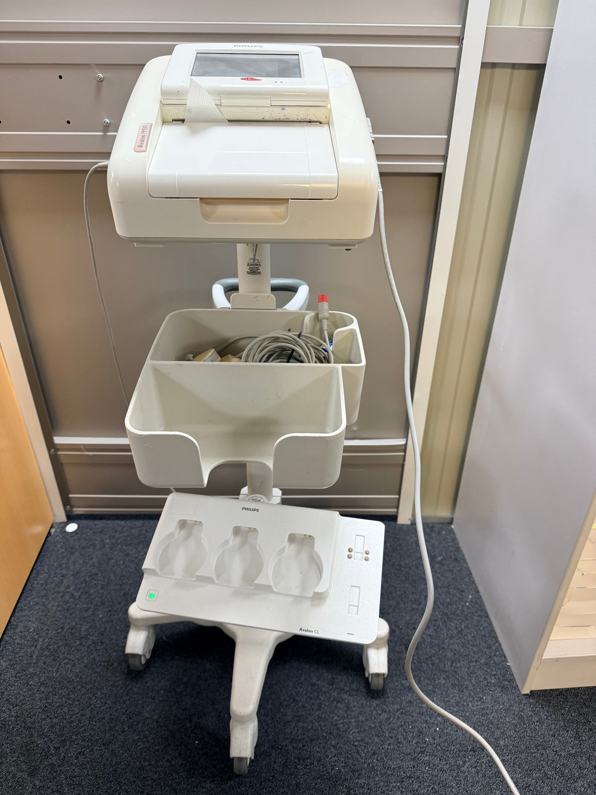 Philips Avalon FM30 Foetal Monitor with 3 Toco Transducers & Stand SelfiMed UK