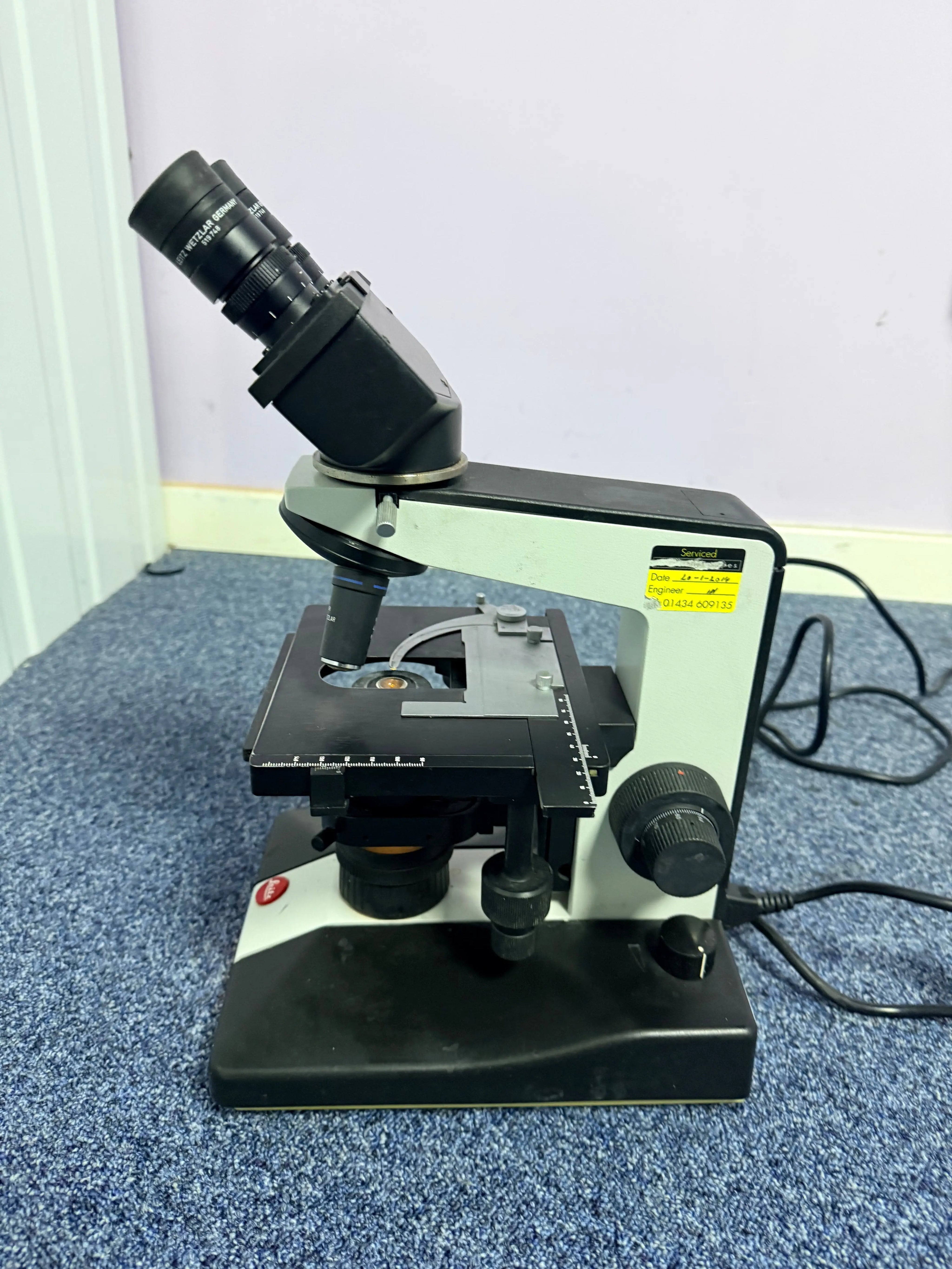 Biomed Leitz Type 020-507.010 Microscope with Accessories SelfiMed UK