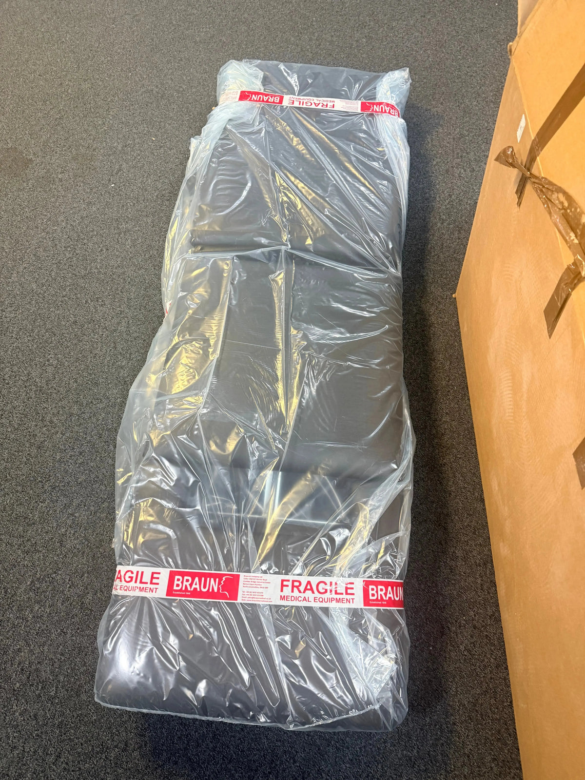 Hydraulic Patient Examination Couch - Bran New SelfiMed UK