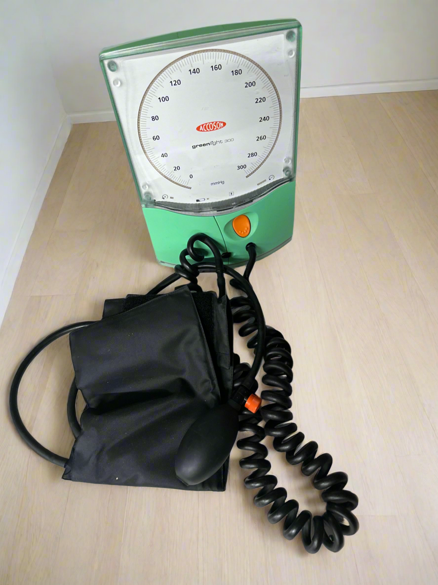 Accoson Greenlight 300 BP Meter and BP Cuff