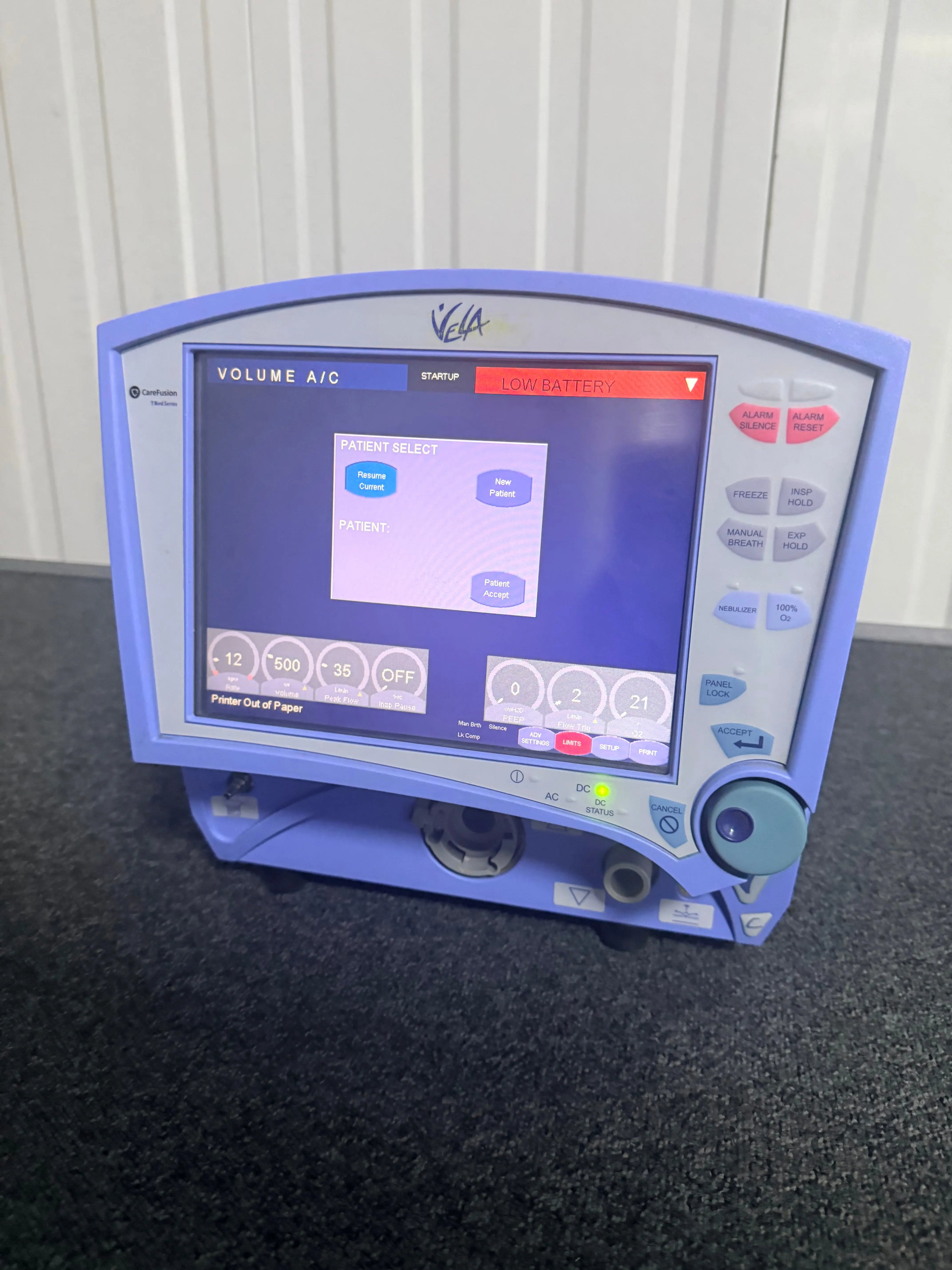 Carefusion T-Bird Series Vela Patient Ventilator SelfiMed UK