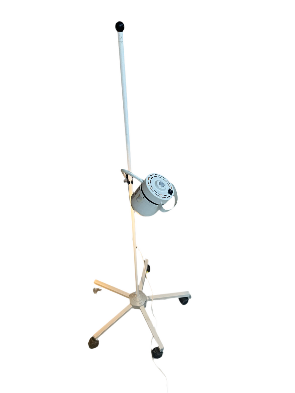 Kenex Dr Mach 112 Examination Lamp on Rollstand