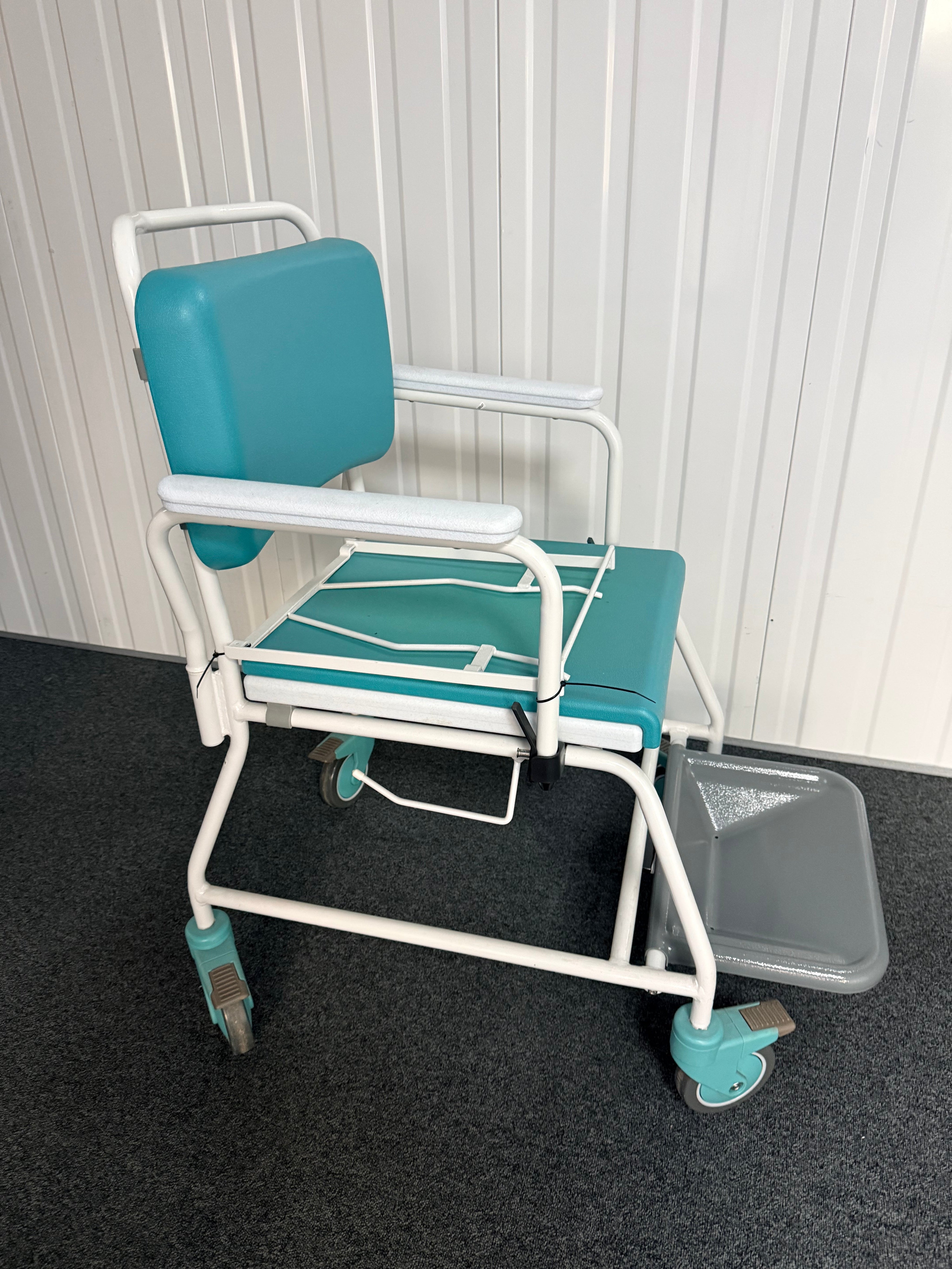 Vernachair All-in-One Commode, Sani and Shower Chair SelfiMed UK