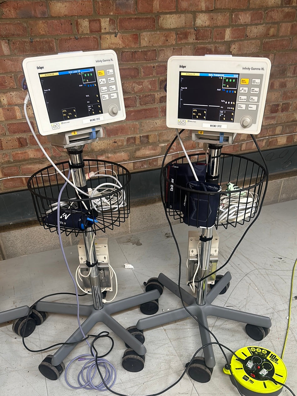 Drager Infinity Gamma XL Patient Monitor with Selection of Cables