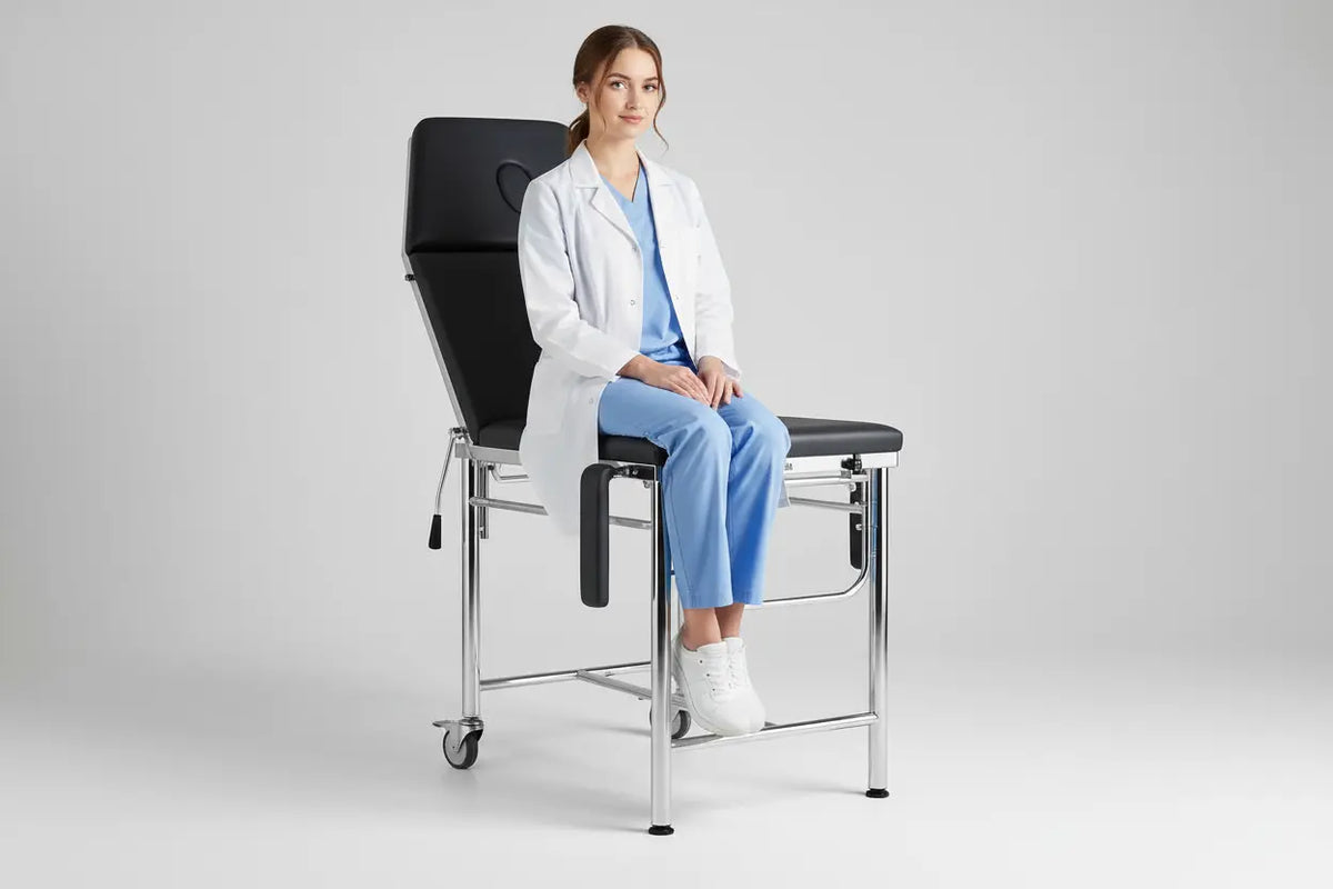 Hydraulic Patient Examination Couch - Bran New in Box - SelfiMed UK
