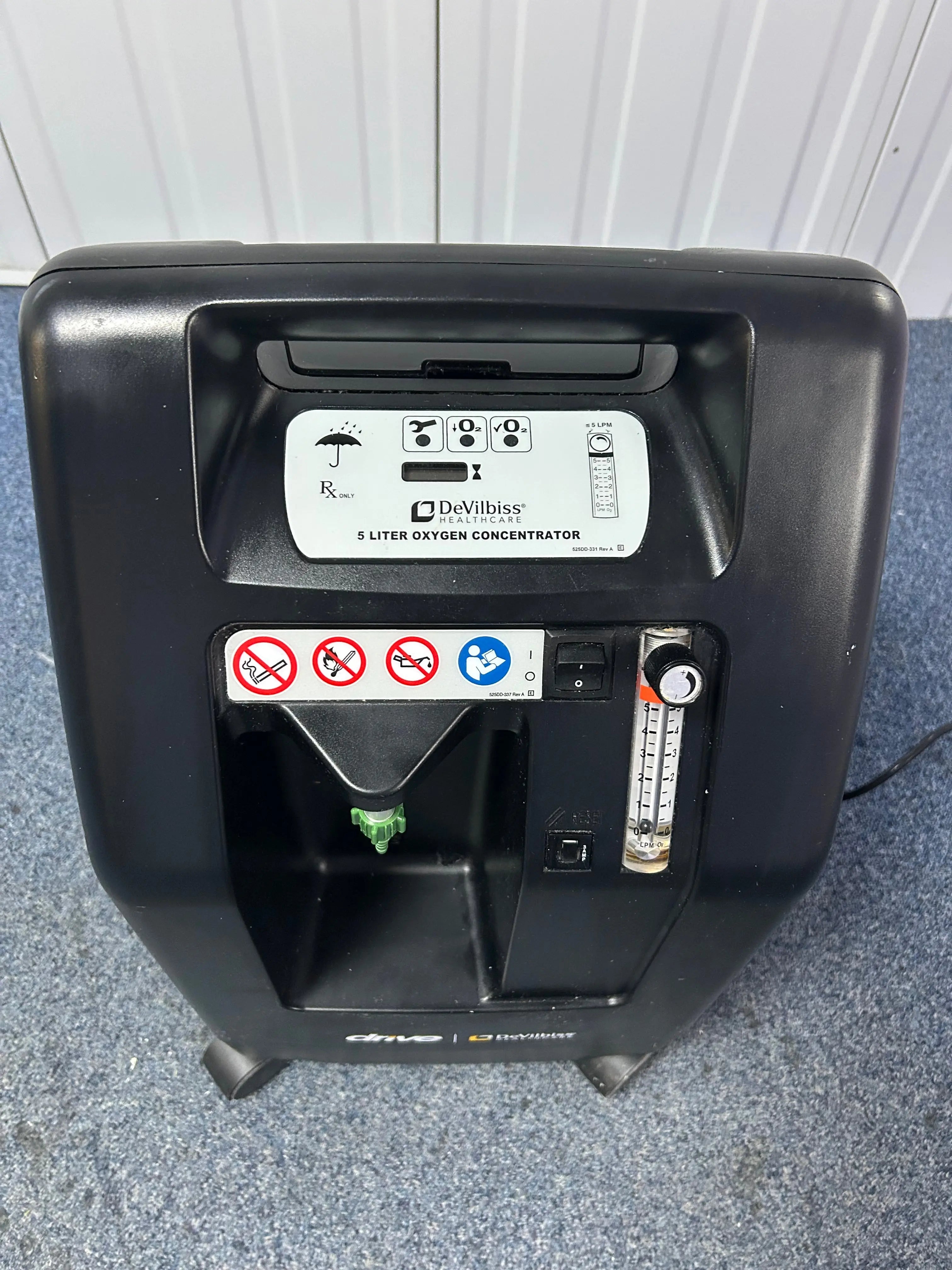 Drive DeVilbiss 525KS Compact Oxygen Concentrator SelfiMed UK