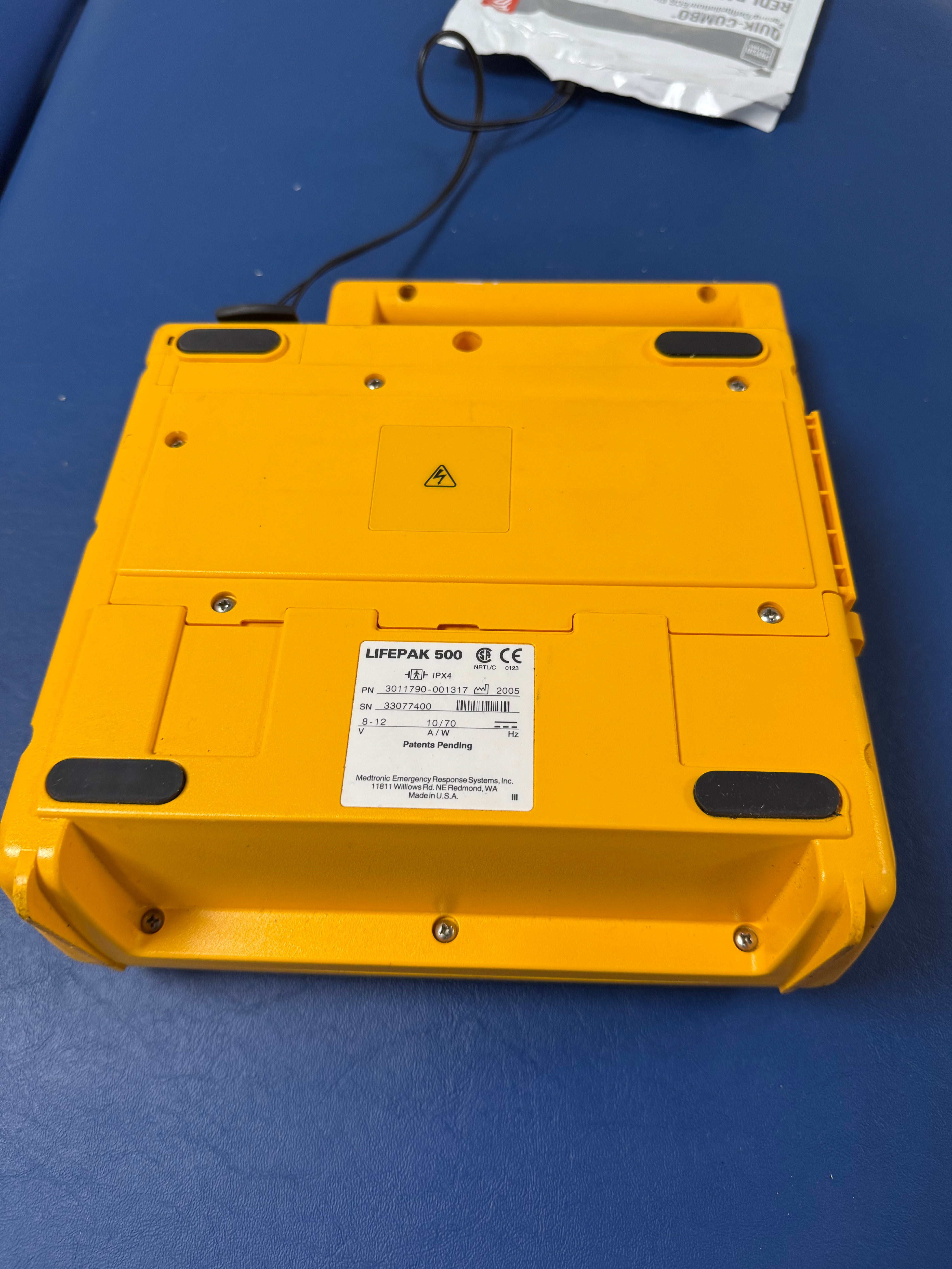 Medtronic Lifepak 500 Automated External Defibrillator