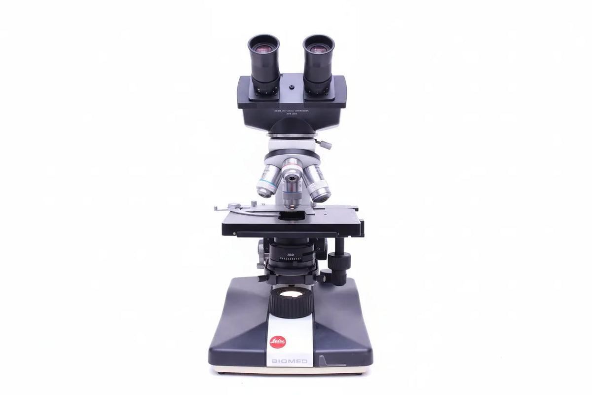 Biomed Leitz Type 020-507.010 Microscope with Accessories Microscope SelfiMed UK