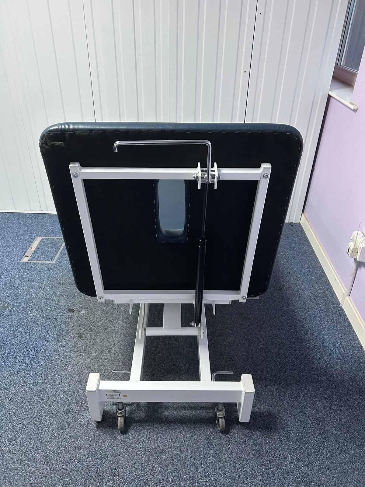 Metron Hi/LO 2-Section Hydraulic Examination Couch - SelfiMed UK