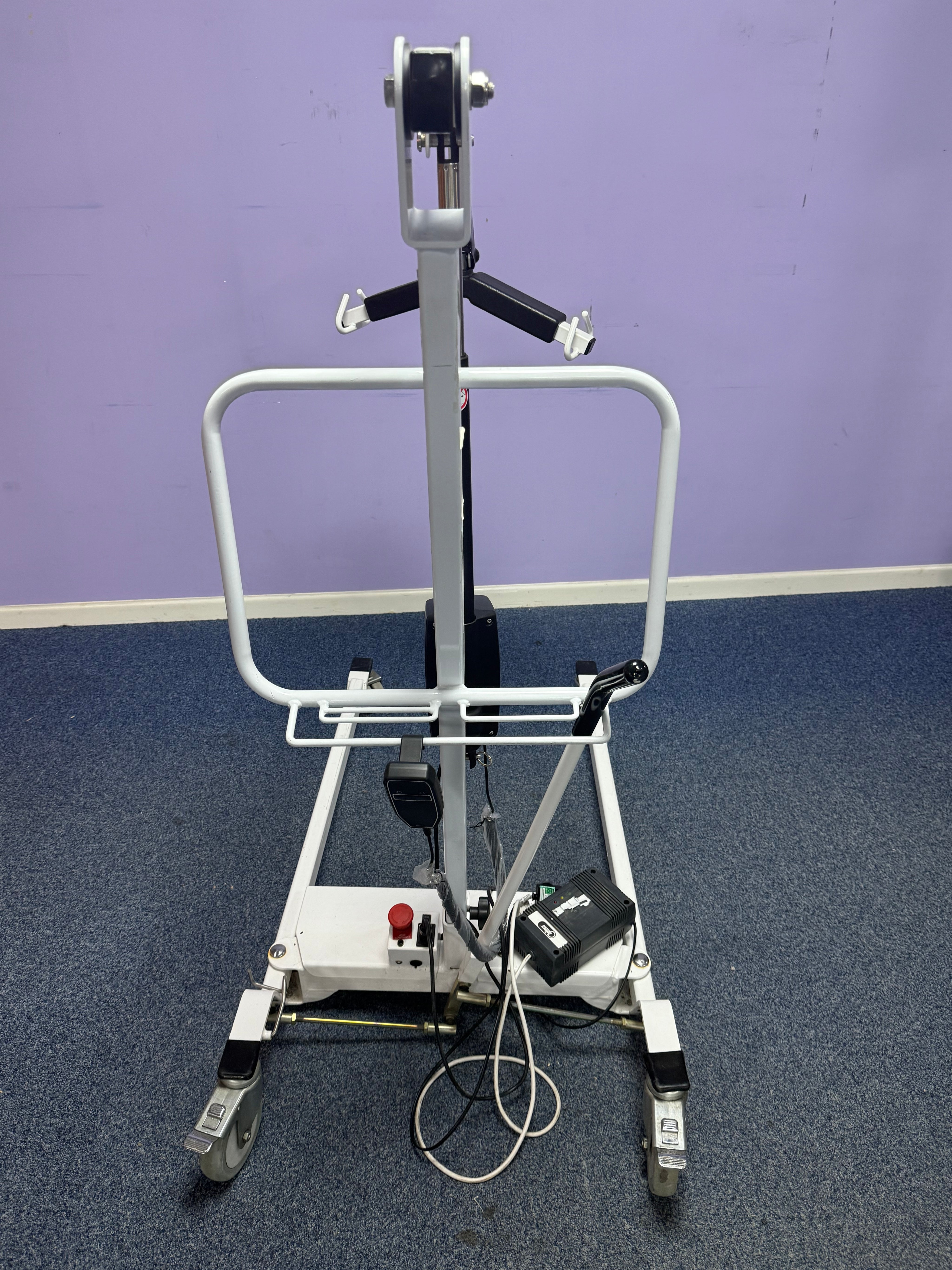 Chiltern WispaMobile hoist side view with frame